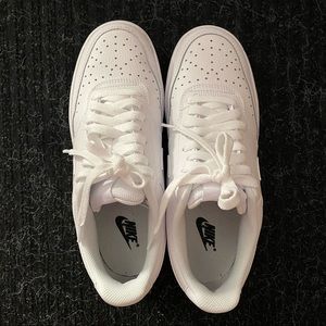 Nike Court Vision Low